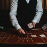 Poker » Regeln, Tricks und Hände zum online spielen!