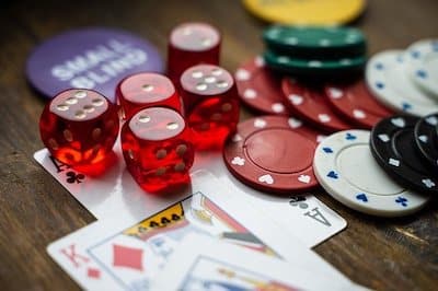 Glücksspiel an Spielautomaten und Slot Machines im Spielcasino